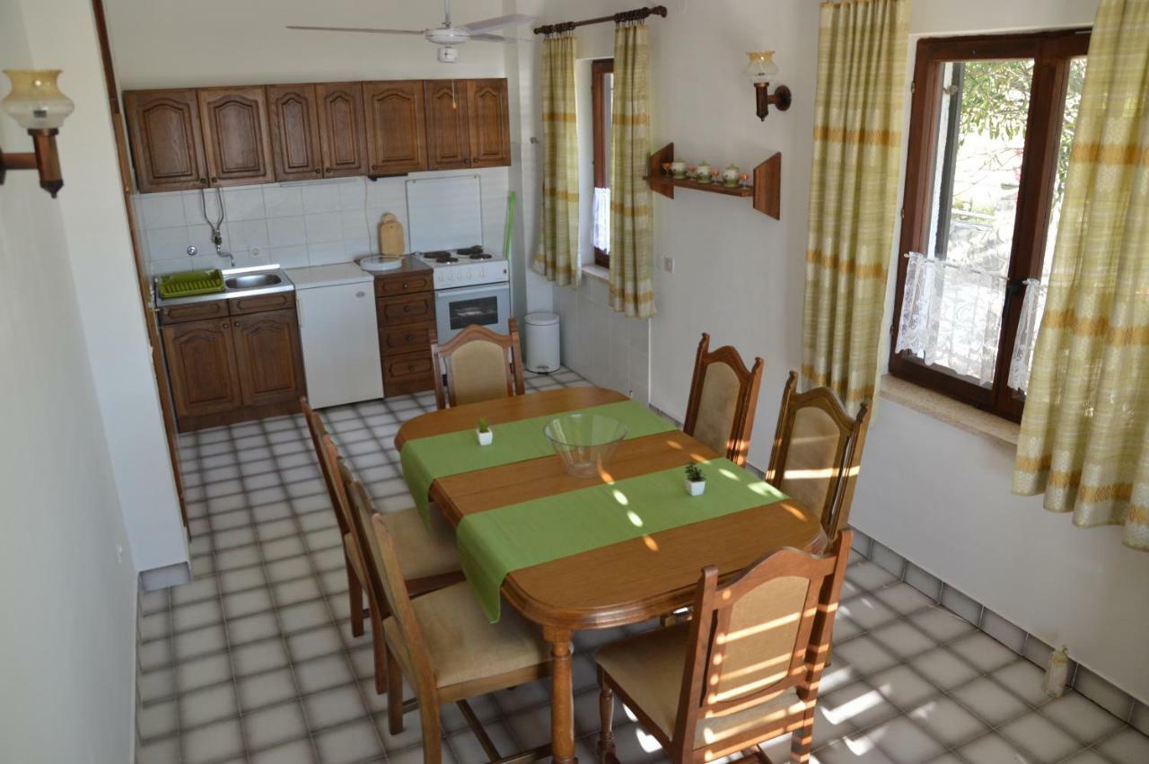 Apartments Martina ニヴィーチェ エクステリア 写真